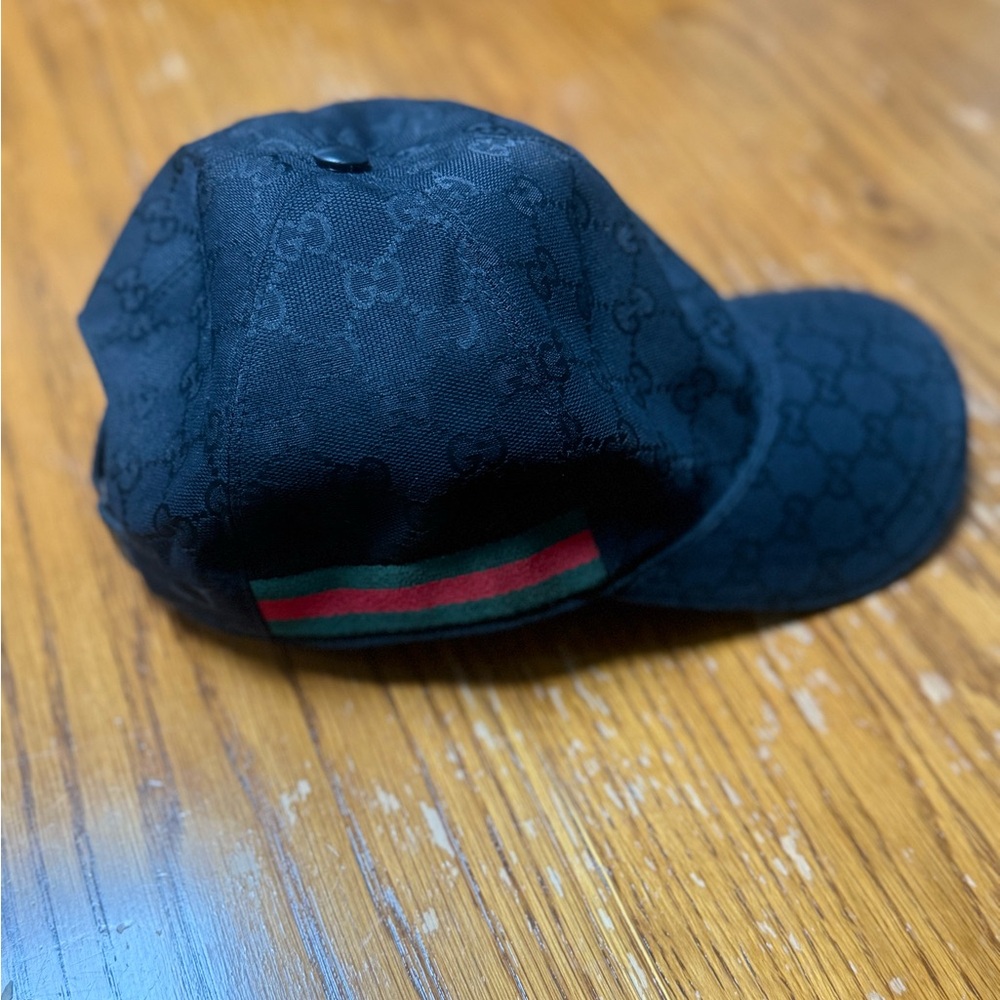 Gucci Black Hat with Green and Red Stripe